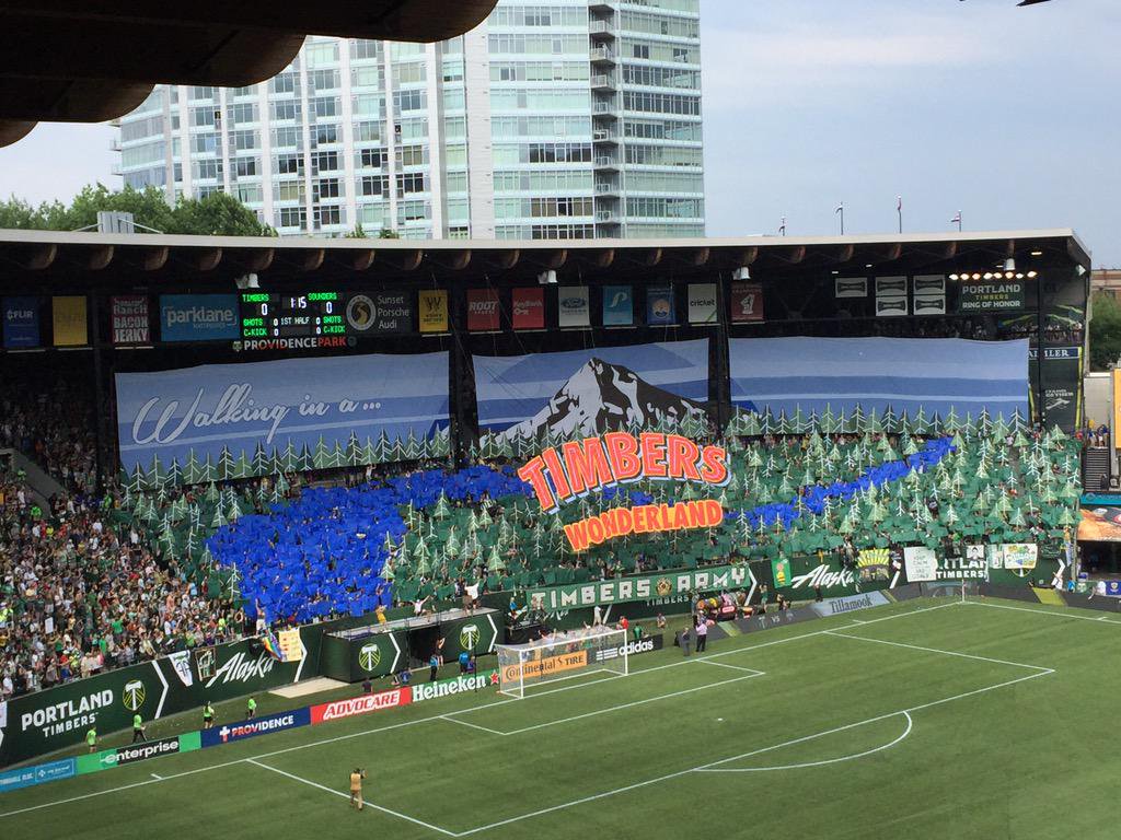 RT @Jamiebgoldberg: "Walking in a…