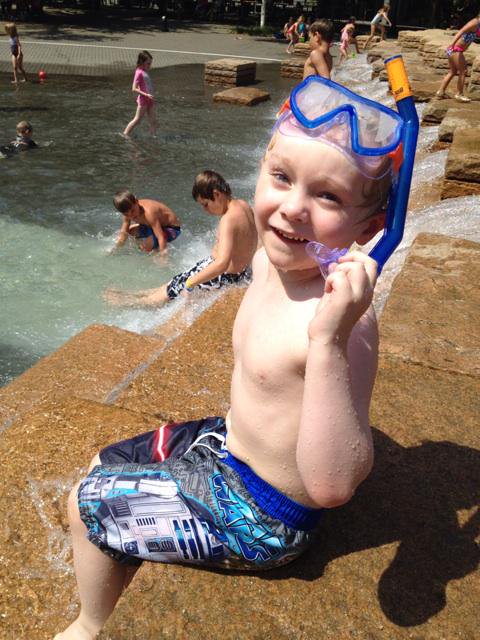 RT @starenova: My afternoon: hot,…