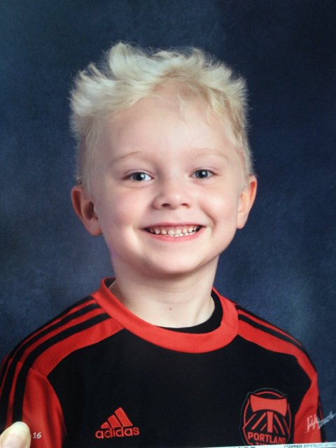 RT @starenova: Kindergarten school pic.…