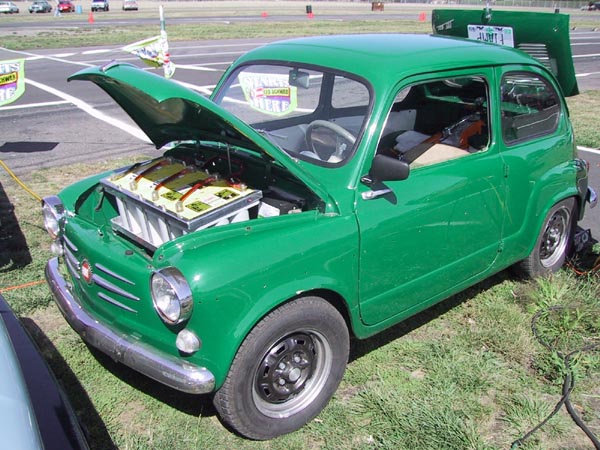 fiat_front.jpg (82k)